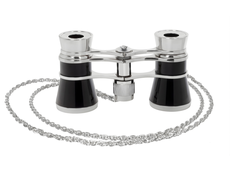 Gemelos de teatro u ópera en Madrid con diseño elegante y cuerpo metálico.