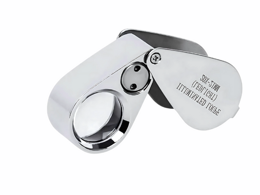 Lupa joyero 20X con LED y luz UV para detalles precisos en Madrid