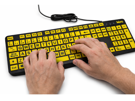 Teclado de alta visibilidad amarillo diseñado para usuarios con baja visión