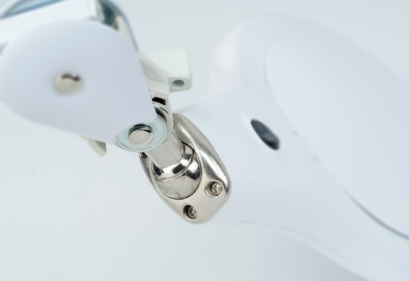 Lupa de escritorio con brazo articulado y LED 56 SMD