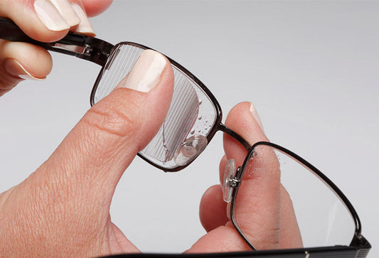 Lentes Fresnel con Sistema Autoadhesivo de 3M