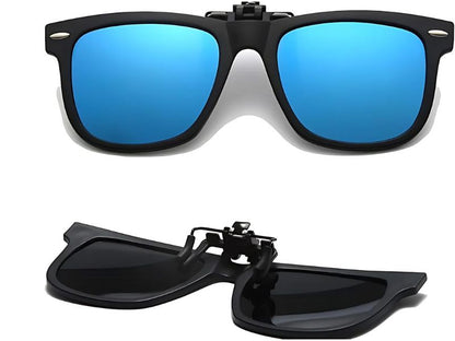Clip-on espejado azul para gafas, práctico y con protección contra los rayos solares.