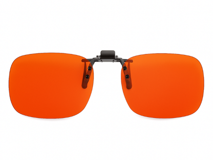 Lente clip-on con filtro F550 que mejora el contraste y reduce la fatiga visual.