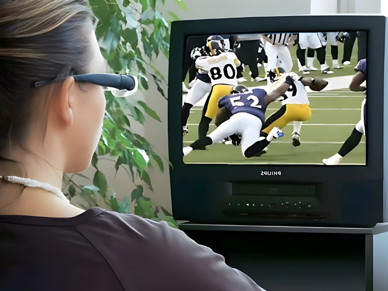 Gafas de aumento diseñadas para disfrutar la televisión con una imagen más nítida.
