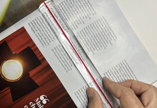 Lupa de barra para lectura, perfecta para personas con problemas de visión en Madrid.