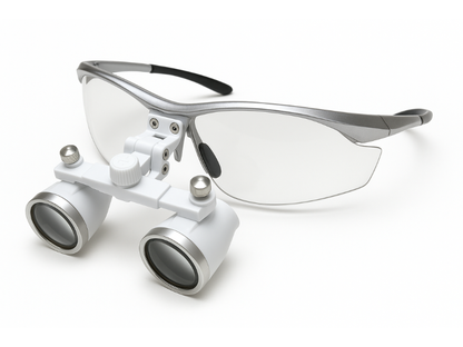 Lupas binoculares para odontólogos en Madrid con óptica de cristal galileana.