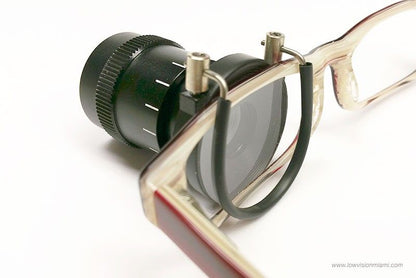Telescopio monocular ligero 2.8X con clip para gafas en Madrid