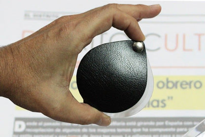Lupa plegable Eschenbach, perfecta para lectura y tareas detalladas en Madrid.